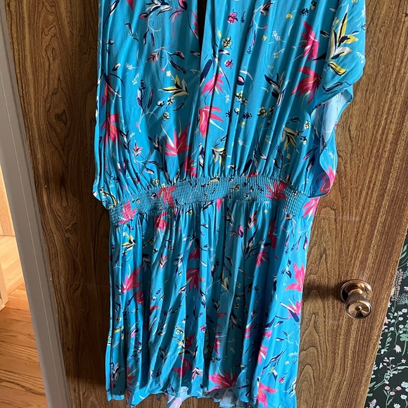 Pennington’s dress - Picture 2 of 2